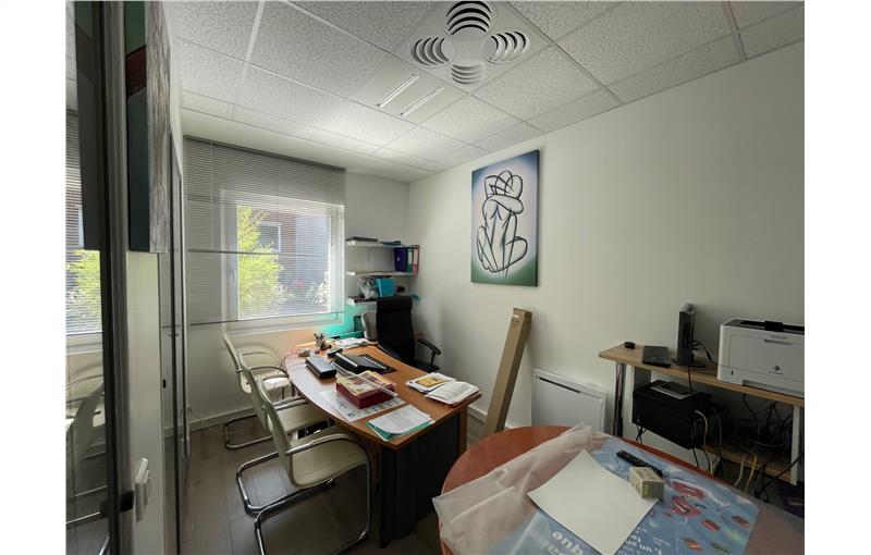 Location de bureau de 189 m² à Compiègne - 60200 photo - 1