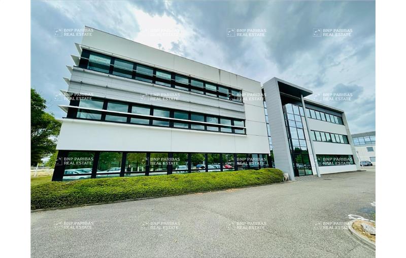 Location de bureau de 438 m² à Entzheim - 67960 photo - 1