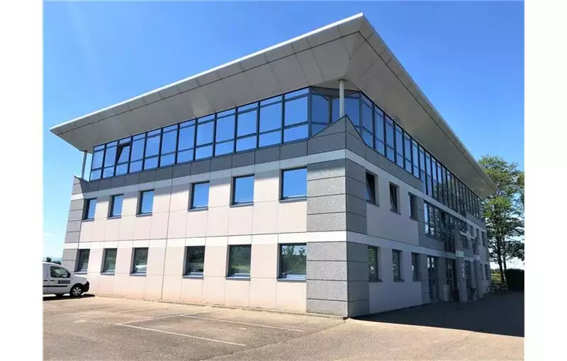 Location de bureau de 283 m² à Entzheim - 67960