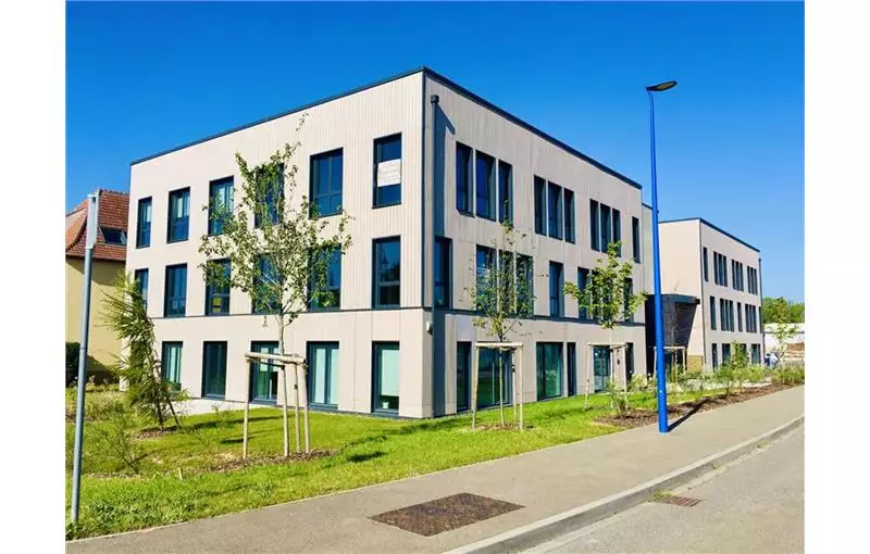 Location de bureau de 122 m² à Entzheim - 67960