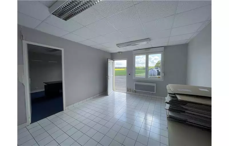 Location de bureau de 183 m² à Évreux - 27000
