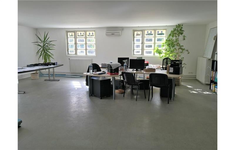 Location de bureau de 280 m² à Fondettes - 37230 photo - 1