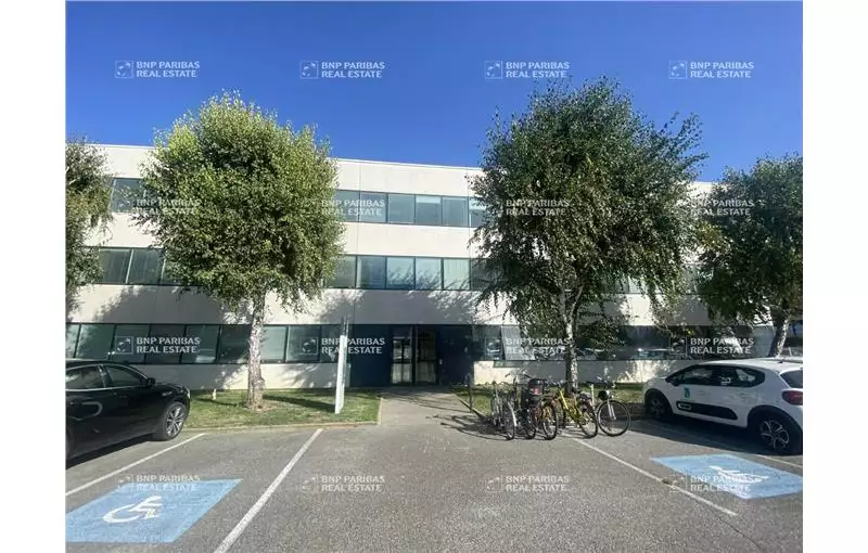 Location de bureau de 763 m² à Grenoble - 38000