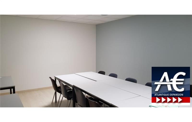 Location de bureau de 58 m² à Guérande - 44350 photo - 1