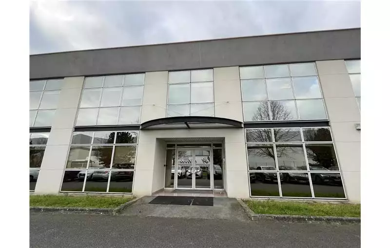 Location de bureau de 406 m² à Herblay-sur-Seine - 95220