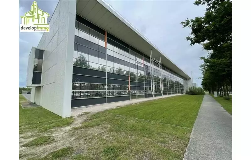 Location de bureau de 2370 m² à Hérouville-Saint-Clair - 14200