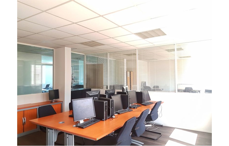 Location de bureau de 135 m² à Issy-les-Moulineaux - 92130 photo - 1