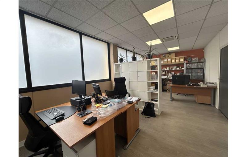 Location de bureau de 95 m² à Joinville-le-Pont - 94340 photo - 1