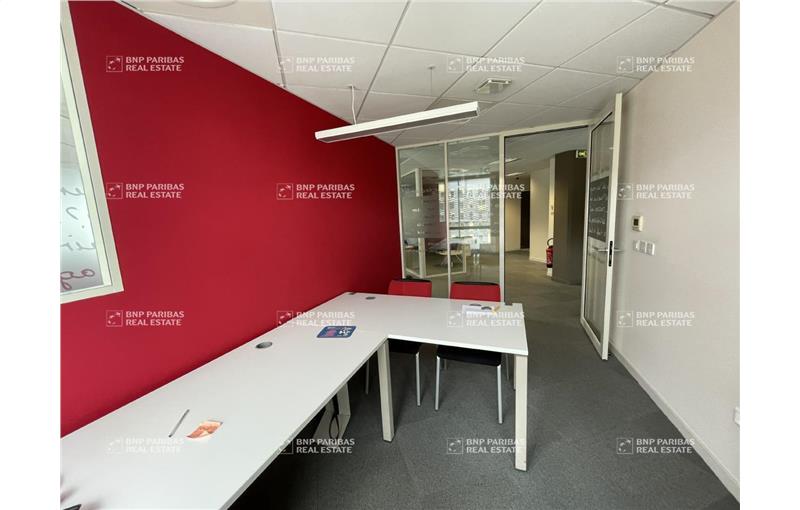 Location de bureau de 186 m² à La Motte-Servolex - 73290 photo - 1