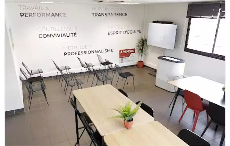 Location de bureau de 143 m² à La Valette-du-Var - 83160