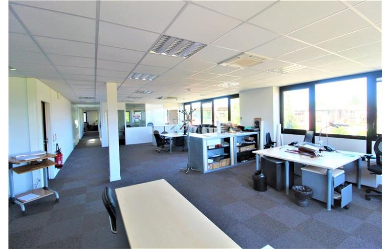 Location de bureau de 200 m² à Labège - 31670 photo - 1