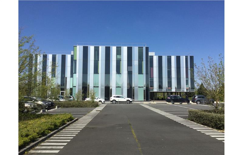 Location de bureau de 628 m² à Lieusaint - 77127 photo - 1