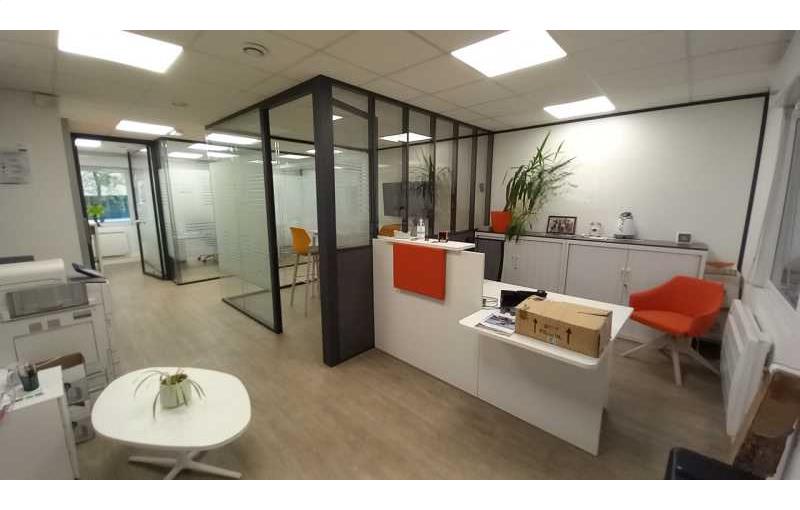 Location de bureau de 290 m² à Lille - 59000 photo - 1
