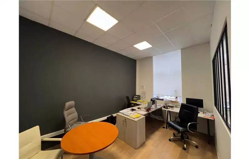 Location de bureau de 123 m² à Lille - 59000