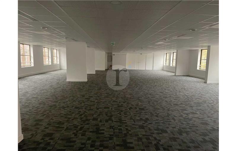 Location de bureau de 2 291 m² à Lille - 59000 photo - 1