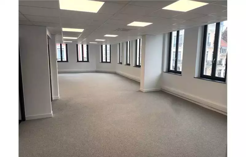 Location de bureau de 260 m² à Lille - 59000