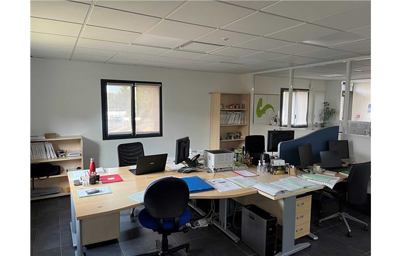 Location de bureau de 330 m² à Limoges - 87000 photo - 1