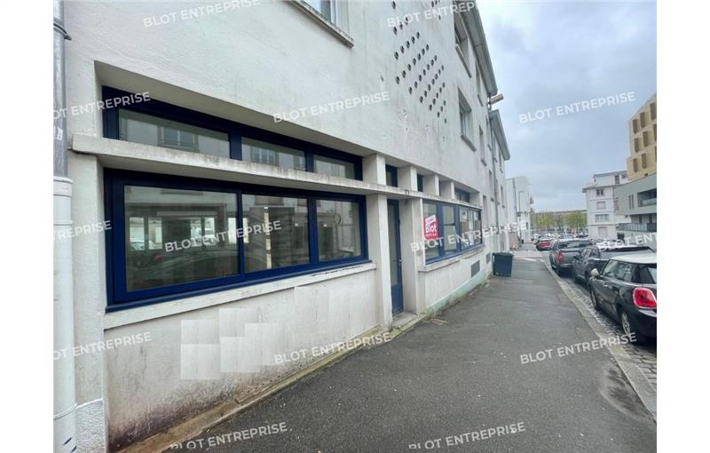 Location de bureau de 80 m² à Lorient - 56100 photo - 1