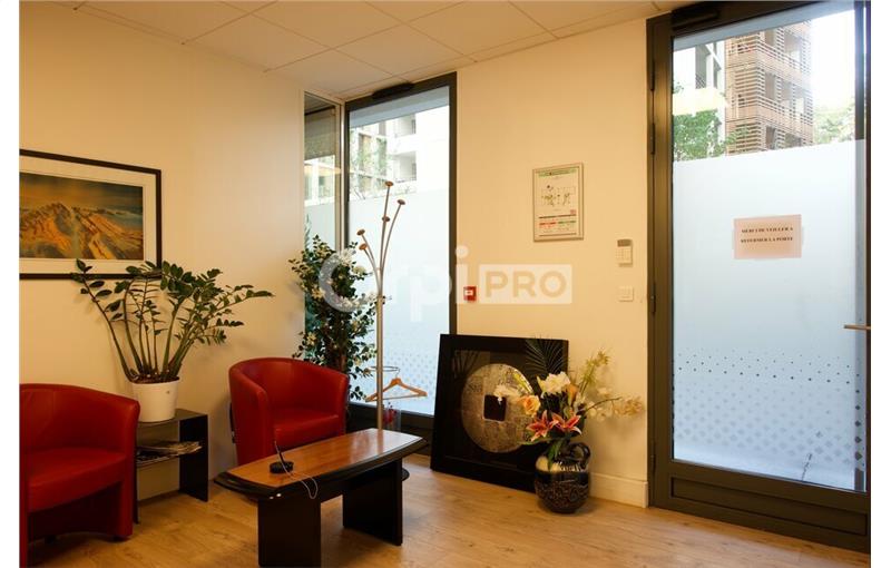 Location de bureau de 215 m² à Lyon 3 - 69003 photo - 1
