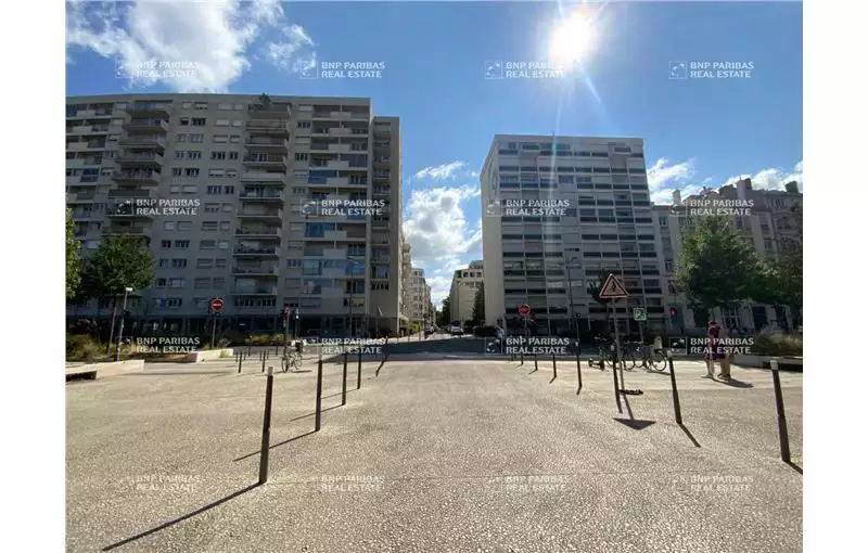 Location de bureau de 654 m² à Lyon 6 - 69006