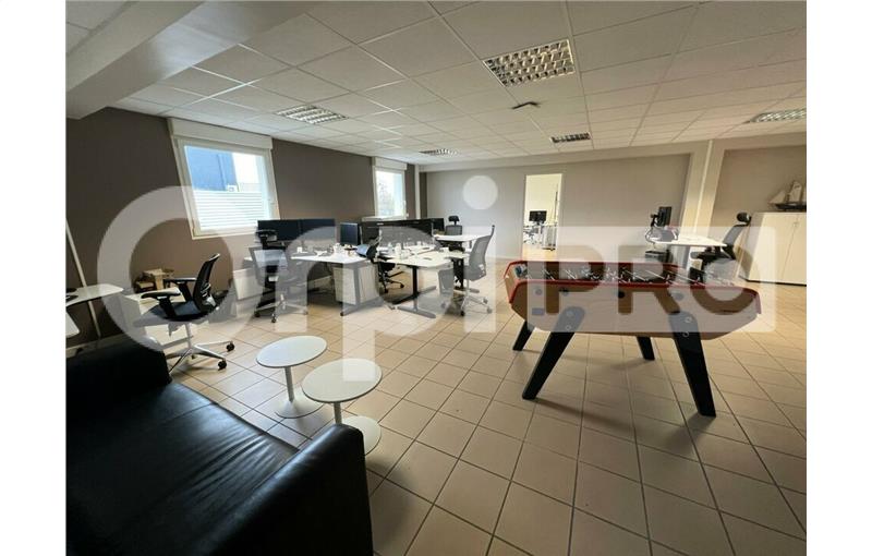 Location de bureau de 85 m² à Marcoussis - 91460 photo - 1
