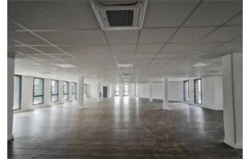 Location de bureau de 2 507 m² à Marcq-en-Baroeul - 59700 photo - 1