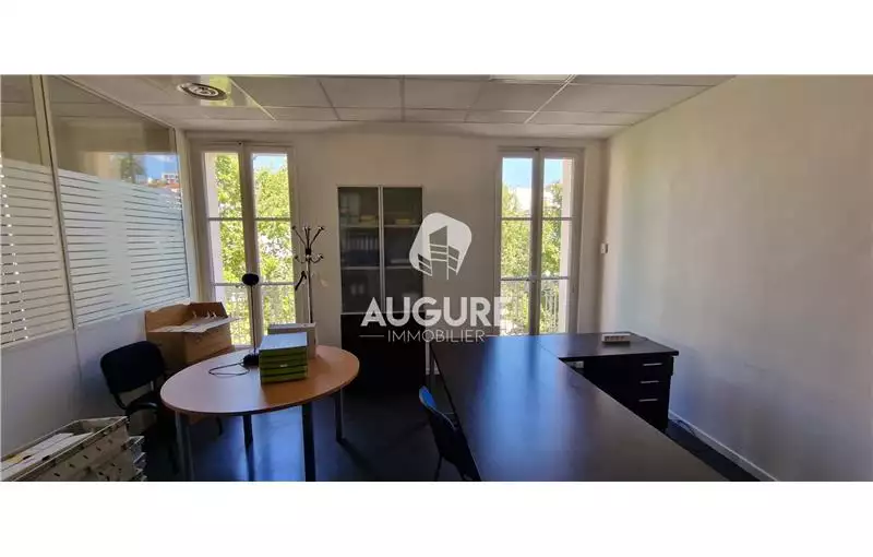 Location de bureau de 268 m² à Marseille 1 - 13001