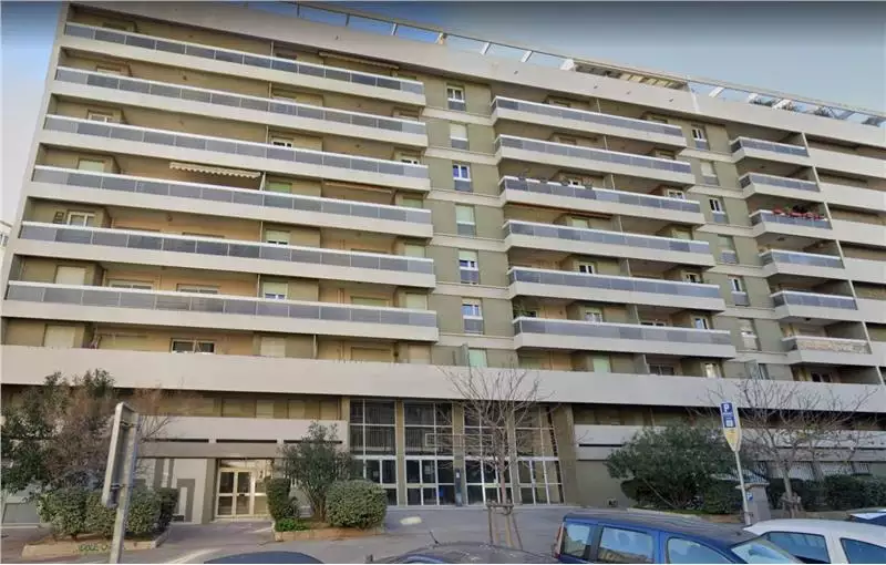 Location de bureau de 3729 m² à Marseille 5 - 13005