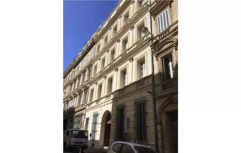 Location de bureau de 1555 m² à Marseille 6 - 13006