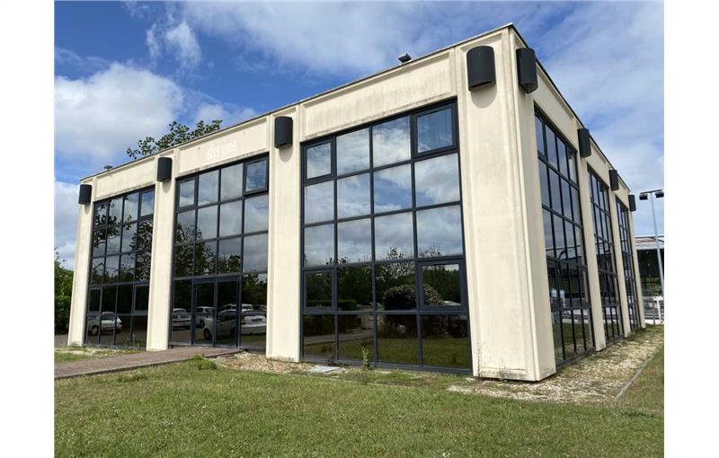 Location de bureau de 355 m² à Mérignac - 33700 photo - 1