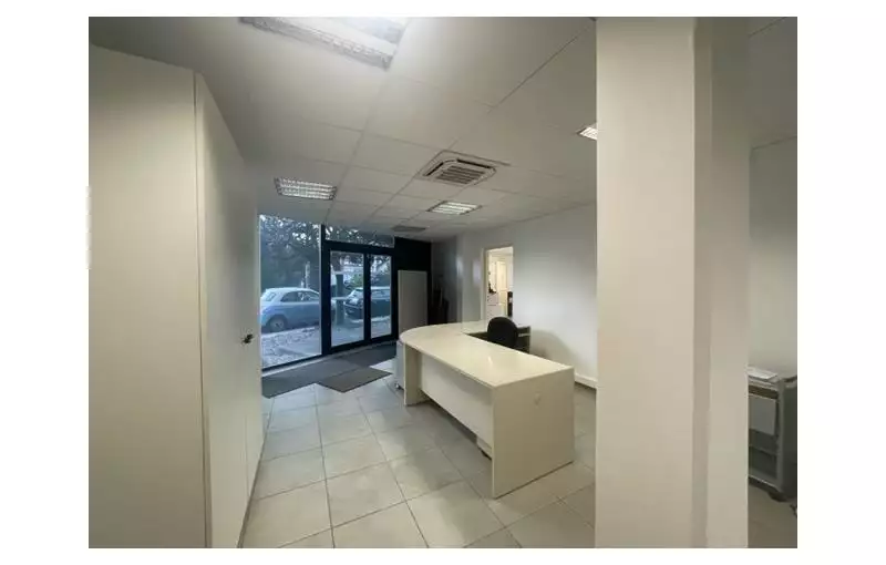 Location de bureau de 85 m² à Mérignac - 33700