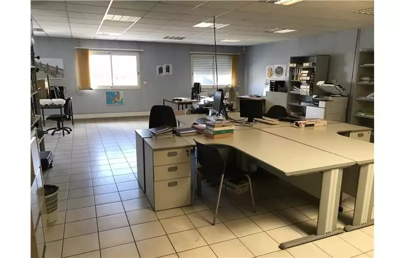 Location de bureau de 193 m² à Montoir-de-Bretagne - 44550