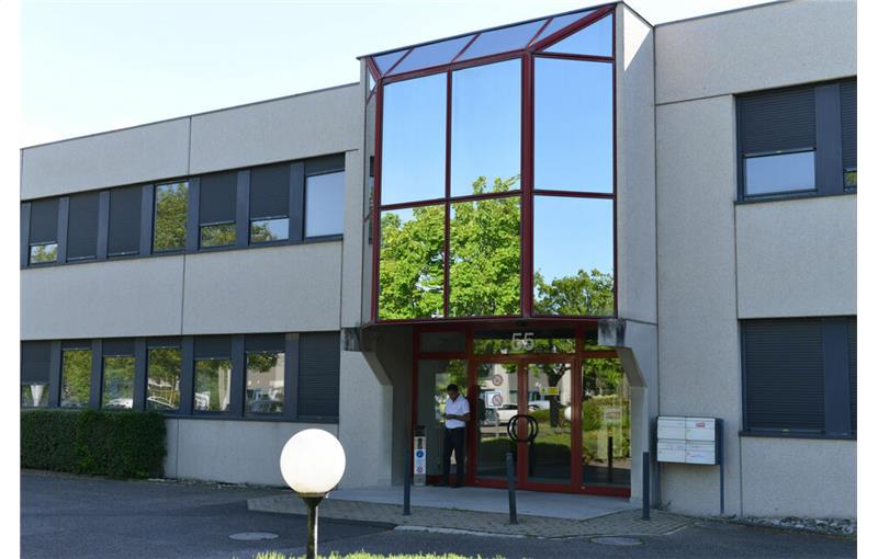 Location de bureau de 70 m² à Mulhouse - 68100 photo - 1