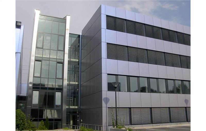 Location de bureau de 424 m² à Mundolsheim - 67450 photo - 1