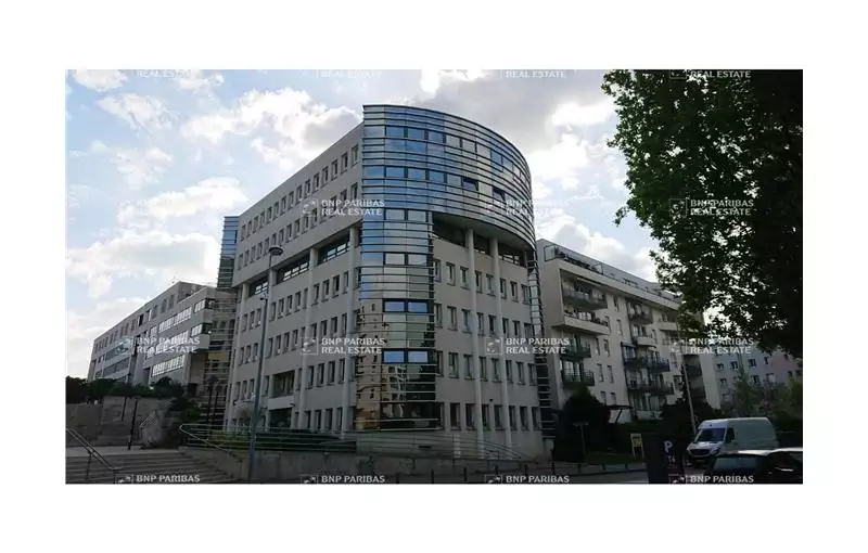 Location de bureau de 455 m² à Nancy - 54000