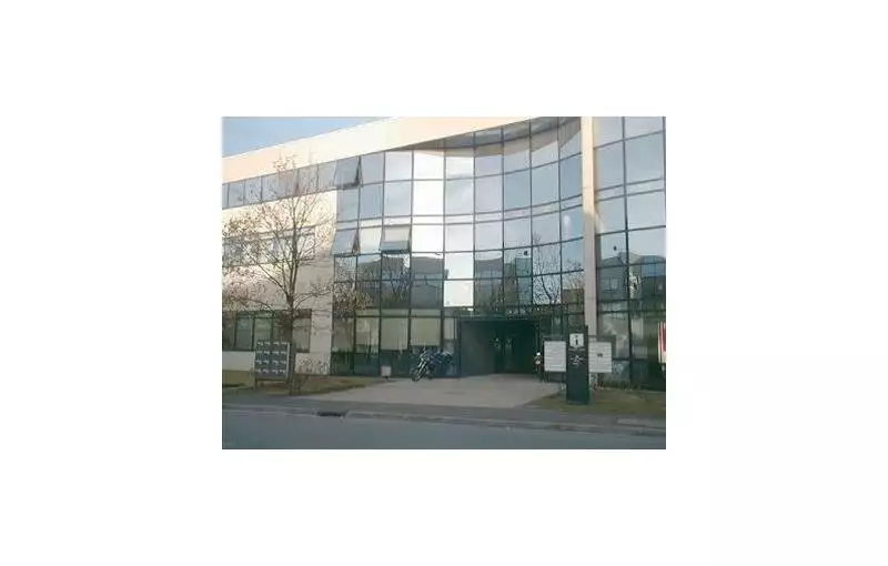 Location de bureau de 910 m² à Nanterre - 92000