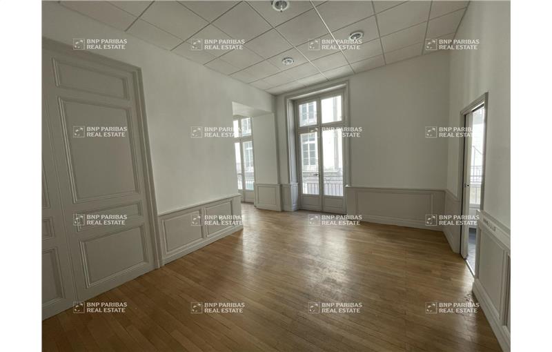 Location de bureau de 85 m² à Nantes - 44000 photo - 1