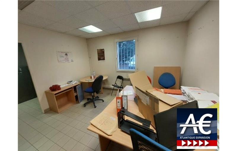 Location de bureau de 32 m² à Nantes - 44000 photo - 1