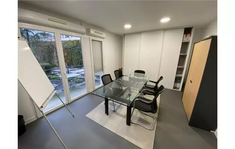 Location de bureau de 168 m² à Nantes - 44000