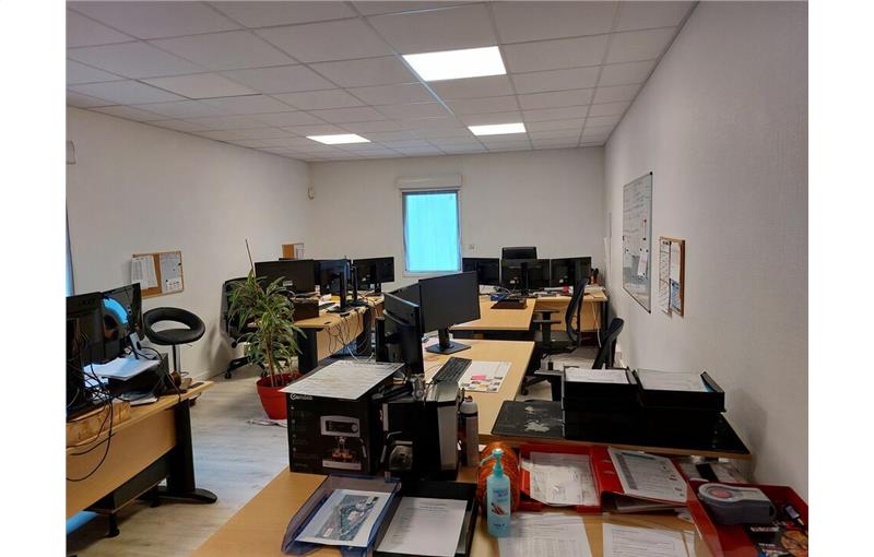 Location de bureau de 69 m² à Nantes - 44000 photo - 1