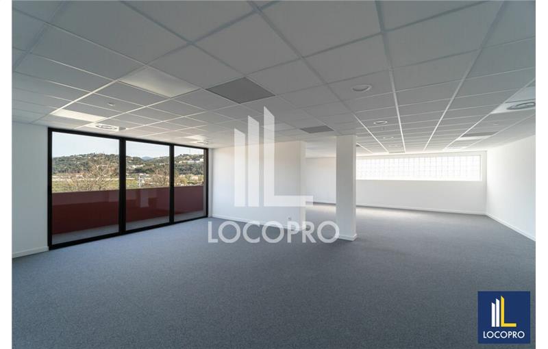 Location de bureau de 171 m² à Nice - 06000 photo - 1