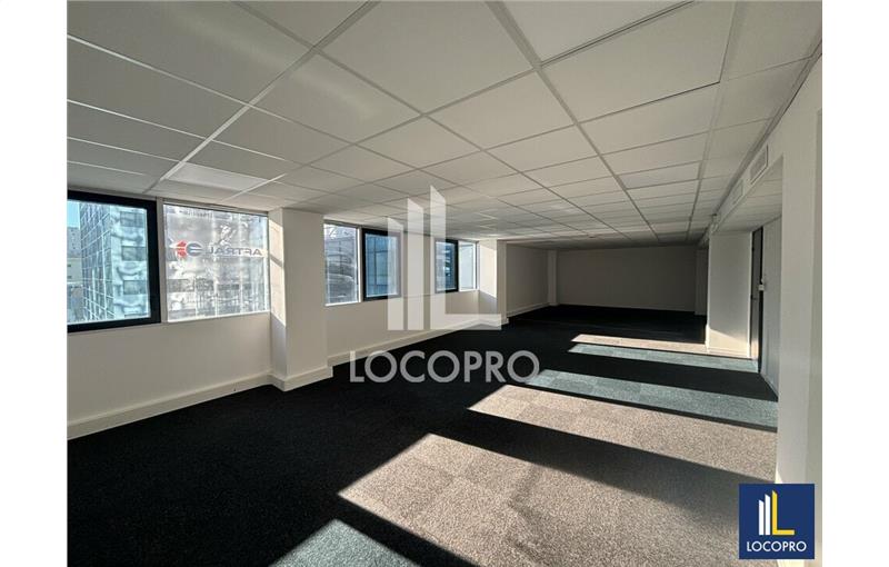 Location de bureau de 79 m² à Nice - 06000 photo - 1