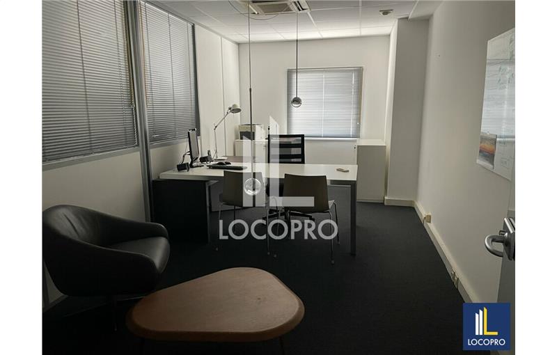 Location de bureau de 165 m² à Nice - 06000 photo - 1