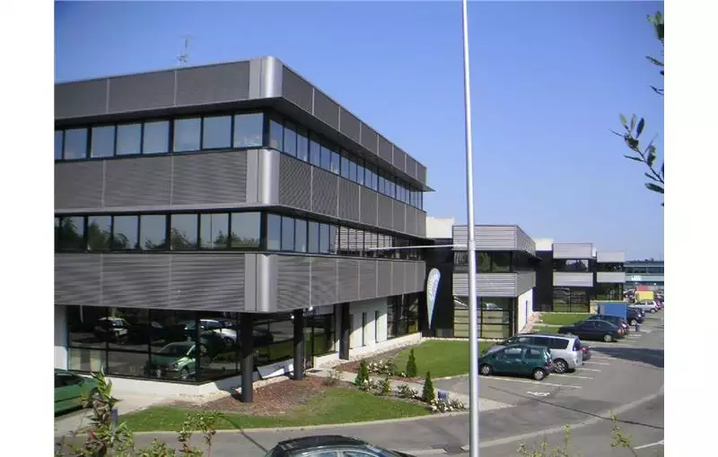 Location de bureau de 196 m² à Niederhausbergen - 67207