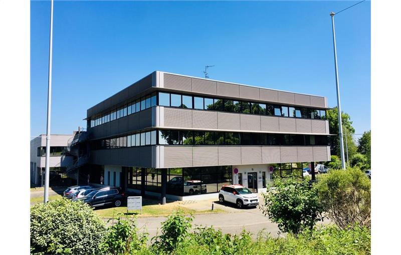 Location de bureau de 1 034 m² à Niederhausbergen - 67207 photo - 1
