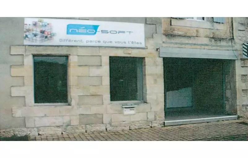 Location de bureau de 140 m² à Niort - 79000