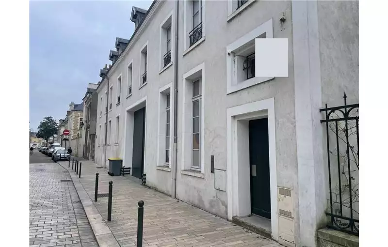 Location de bureau de 111 m² à Orléans - 45000