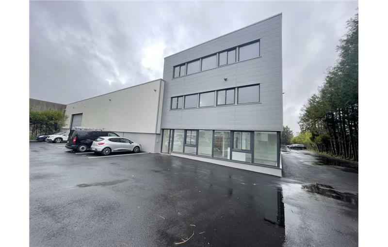Location de bureau de 155 m² à Ozoir-la-Ferrière - 77330 photo - 1