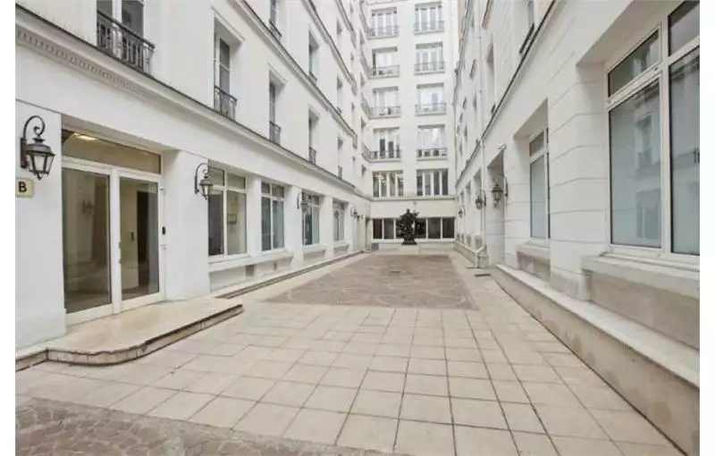 Location de bureau de 125 m² à Paris 10 - 75010