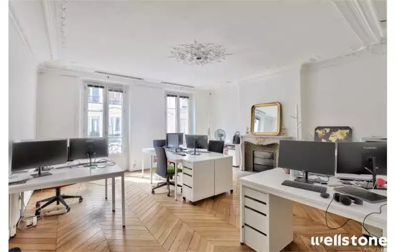 Location de bureau de 86 m² à Paris 10 - 75010